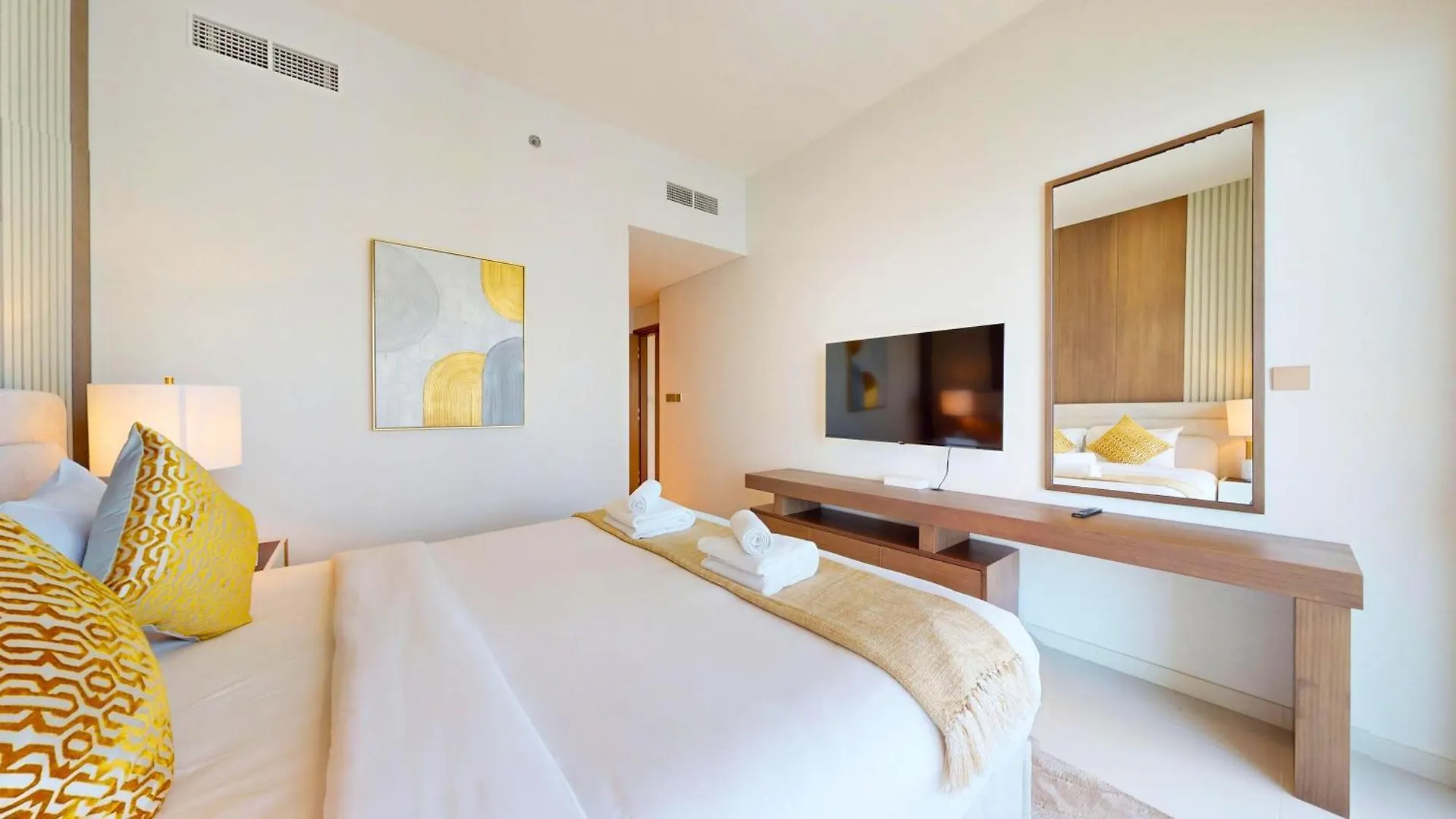 Apartment 2Br With Private Beach Access In Dubai Harbour